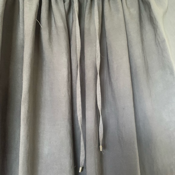 MANGO size S dark grey skirt. With side pockets. - Picture 4 of 7